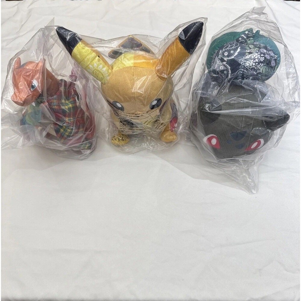 IN HAND Wotherspoon Pokémon Center Plush Set Bulbasaur Charizard Pikachu Pokemon